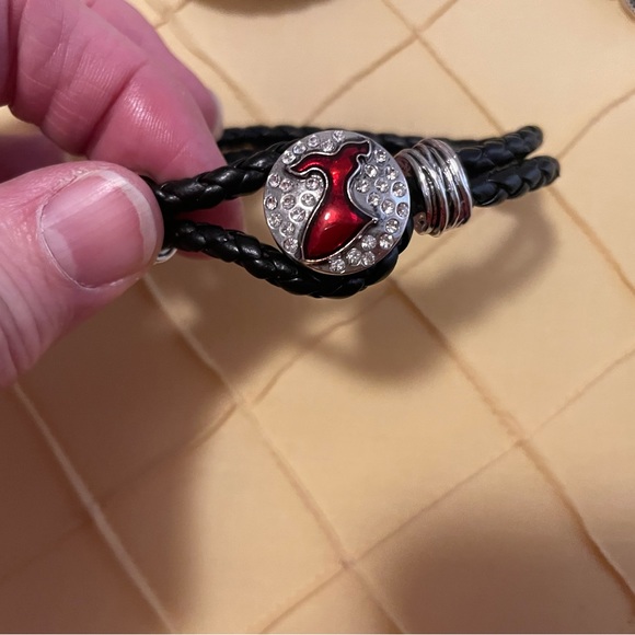 Magnolia & Vine set of three bracelets with snaps - Picture 2 of 5